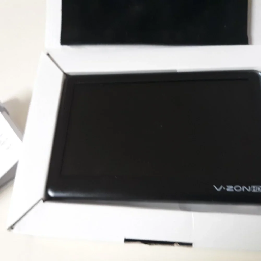 COBY PORTABLE HD VIDEO PLAYER